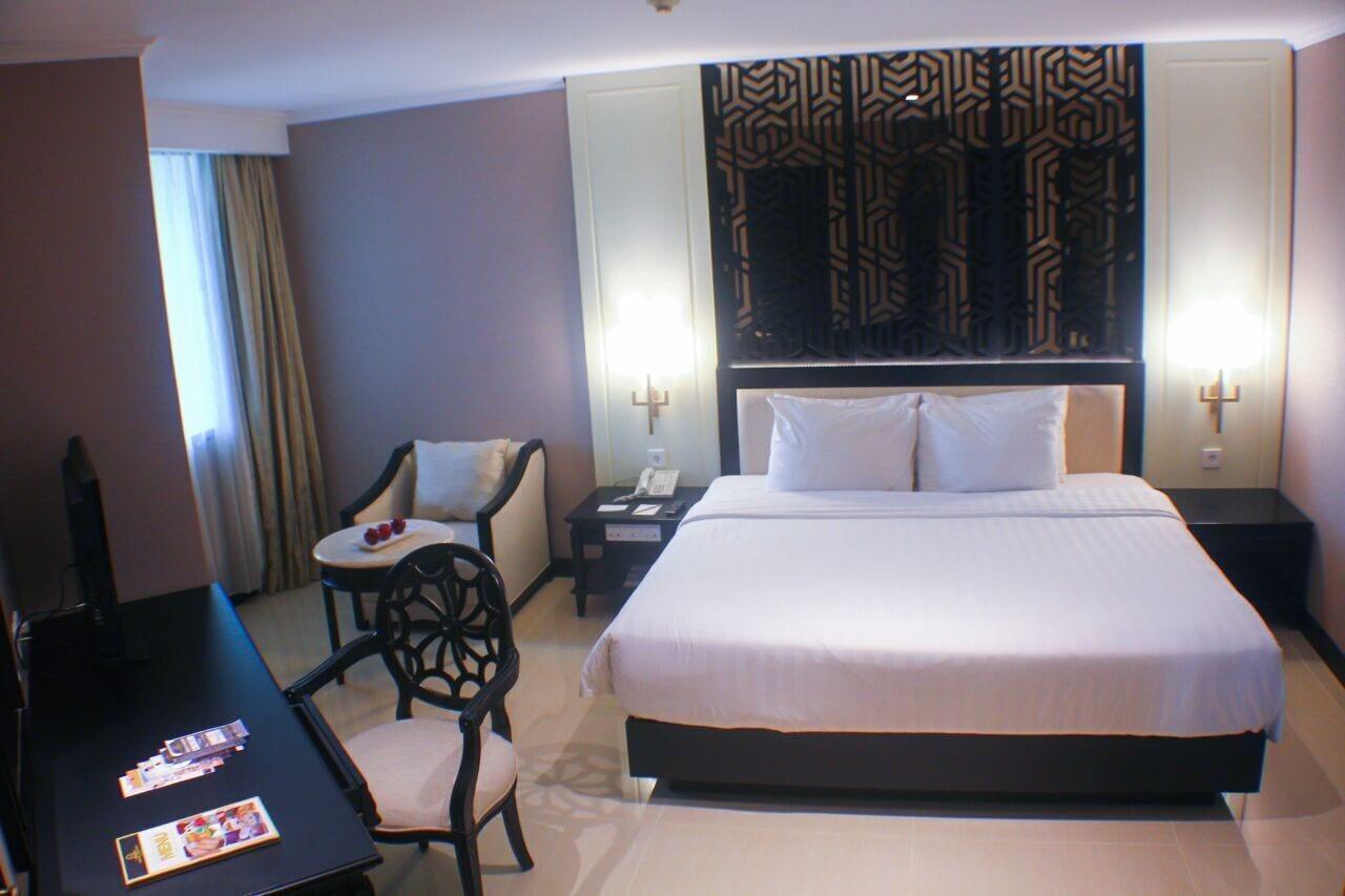 Grand Arkenso Park View Hotell Semarang Exteriör bild