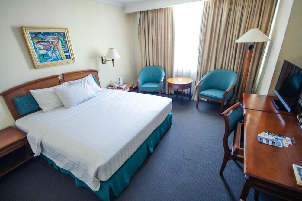 Grand Arkenso Park View Hotell Semarang Exteriör bild