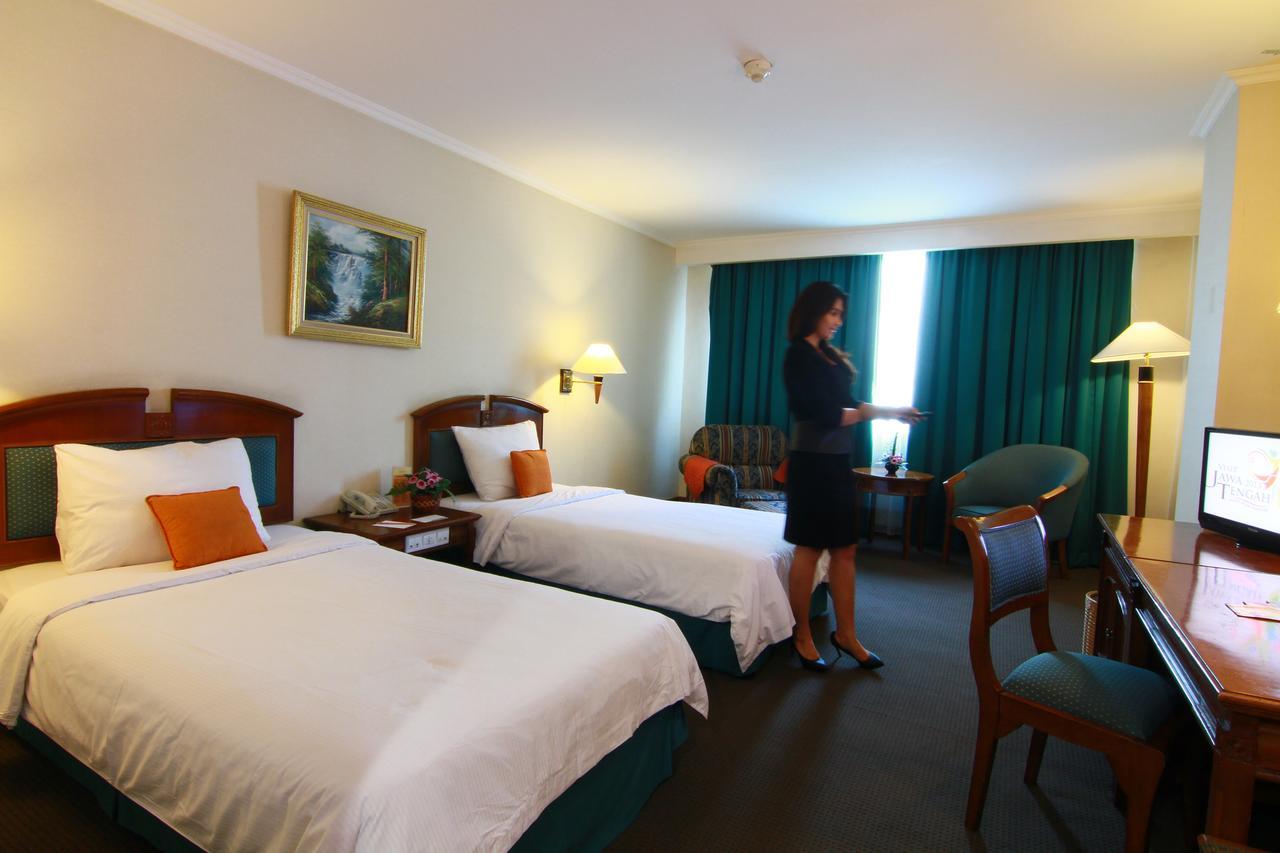 Grand Arkenso Park View Hotell Semarang Exteriör bild