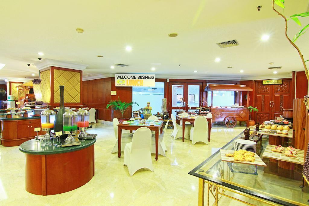 Grand Arkenso Park View Hotell Semarang Exteriör bild